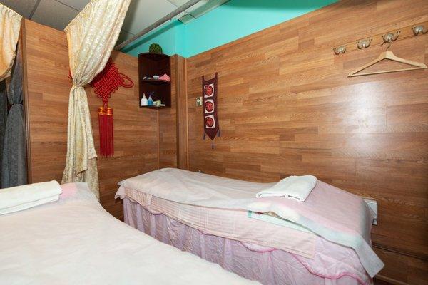 Massage room for couple