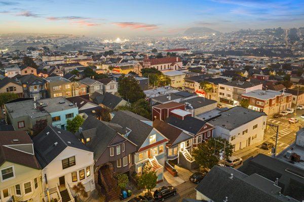 Tracy Hsieh - Compass