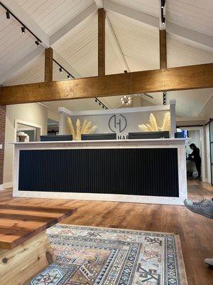 Waiting room/front desk.