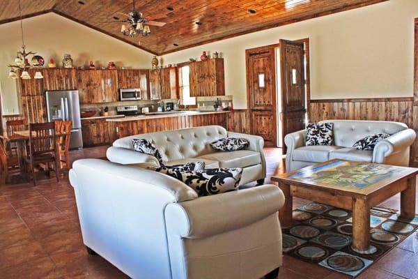 Concan River Lodging