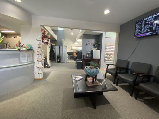 Registration & waiting area