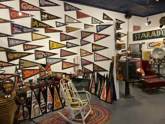 920 Warehouse ( DR Wyant antiques, LLC)