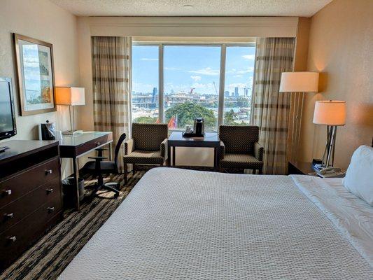 Guestroom at the 9th Floor