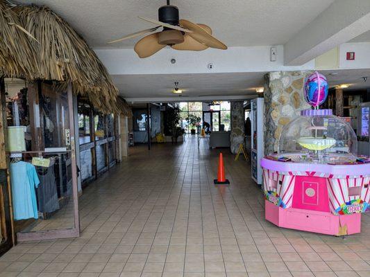 Cute gift shop and Arcade in the main lobby area.