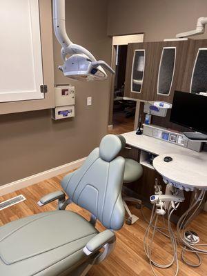 State-of-the-art treatment and exam rooms