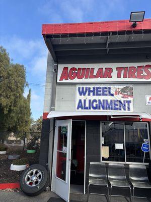 Aguilar Tires