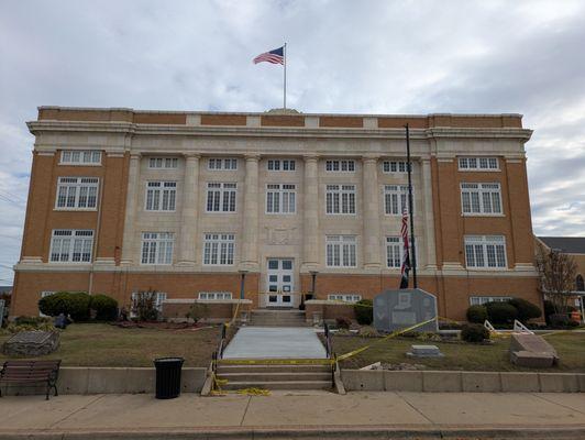 Conway County Courthouse