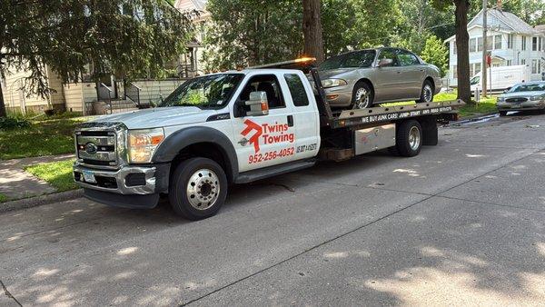 Twins Towing