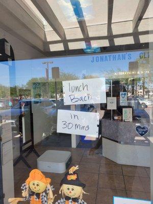 Jonathan's Cleaners - Palm Desert