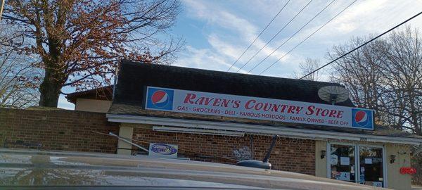 Raven's Country Store