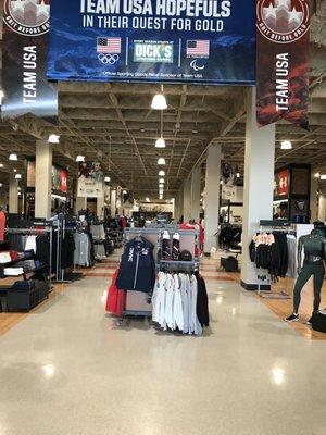 DICK'S Sporting Goods