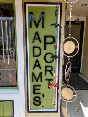 Madames Port