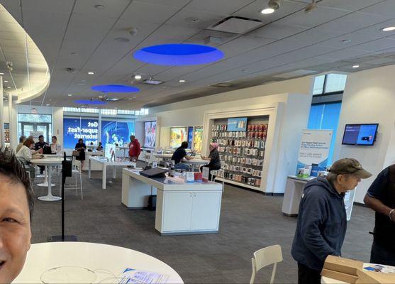 AT&T Store