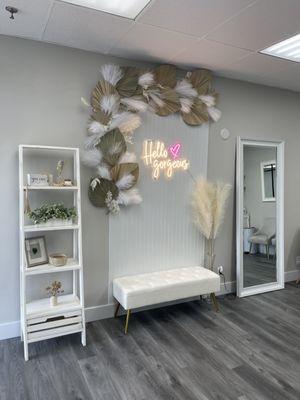 Lash Lounge