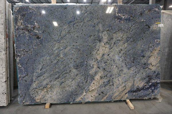 Can it get any fancier???
3cm Blue Bahia
As Exotic as they come...