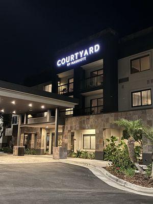 Courtyard San Diego Carlsbad