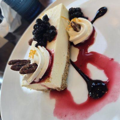 Huckleberry Cheesecake / August 2025