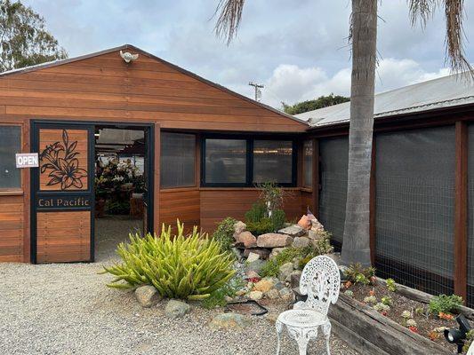 Cal Pacific Orchid Farm