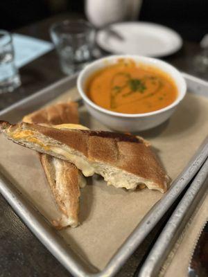 Grilled Cheese & Tomato Bisque
