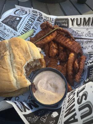 Boondocks Bar & Grill