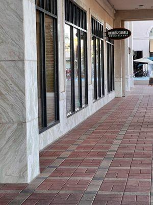 Barnes & Noble Booksellers