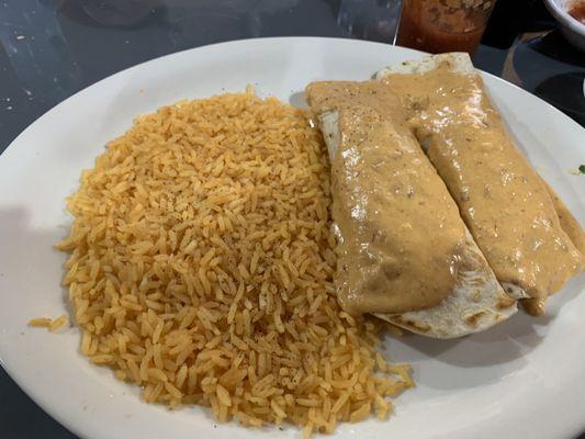 Burros Chipotle - Grilled Chicken Burritos with chipotle cheese sauce.