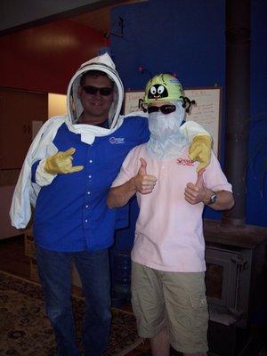 Techs looking silly.