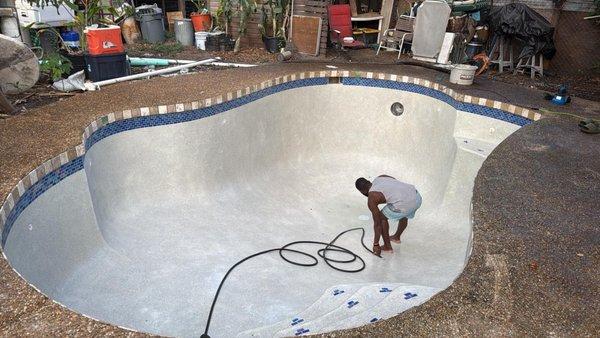 Yoadry Pool Finishel y Reparación