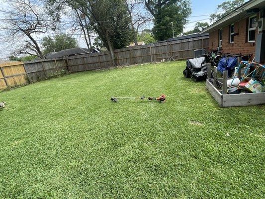 Brizuela’s lawn Care and junk removal