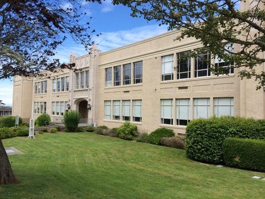 Astor Elementary School