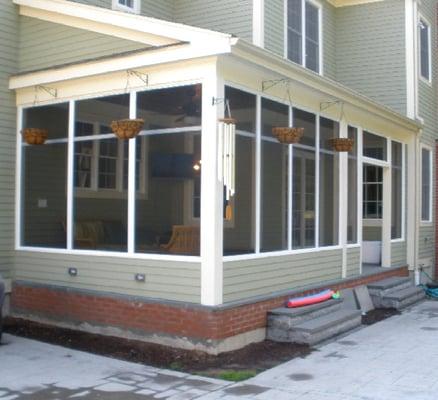 Connecticut Enclosures & Screens