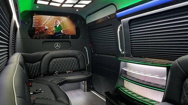 Goodman Executive Sedan And Limousine Service