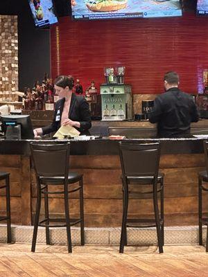 Denise and Niko denied my service when there was no sign up and then 10 mins later they put up a sign saying they were closed