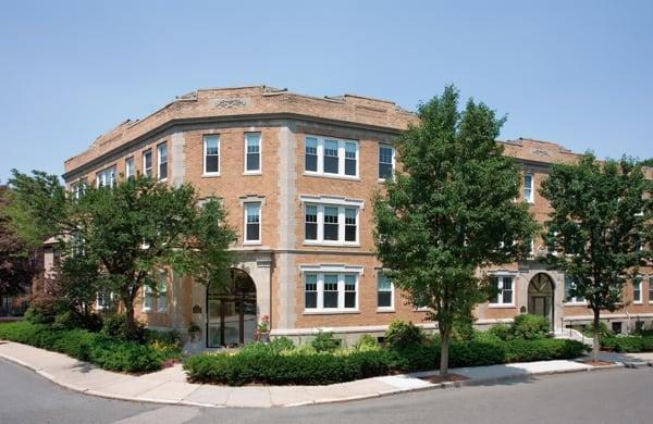 Kilsyth Manor Apartments
