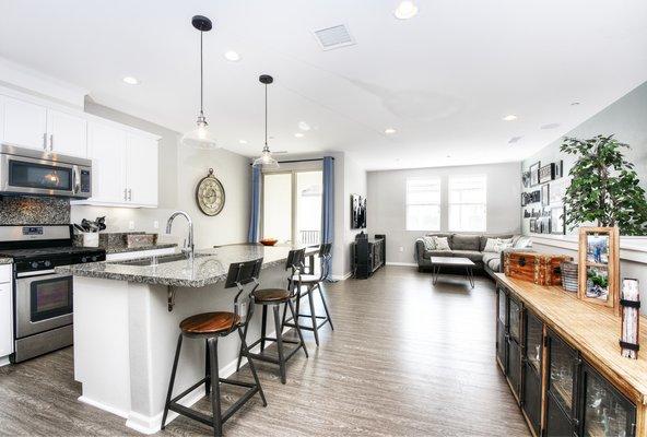 1010 El Paseo, Foothill Ranch SOLD above list price in days!