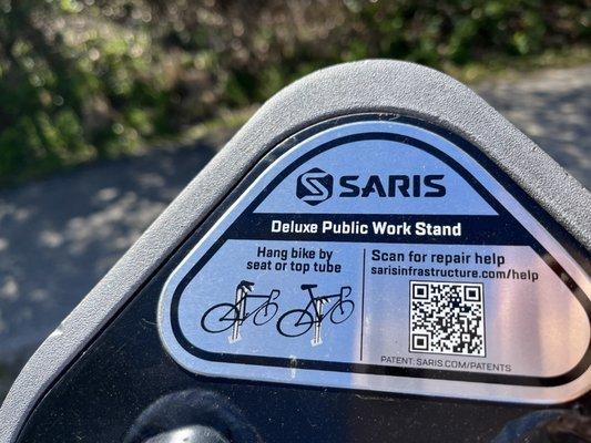 Saris bike repair stand on the Cypresswood trails, near parking lot