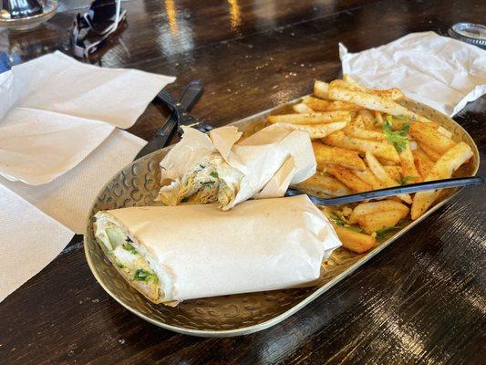 Nefertiti Wrap (chicken garlic)