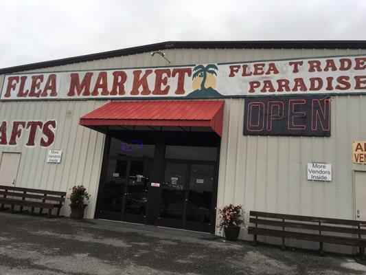 Flea Traders Paradise