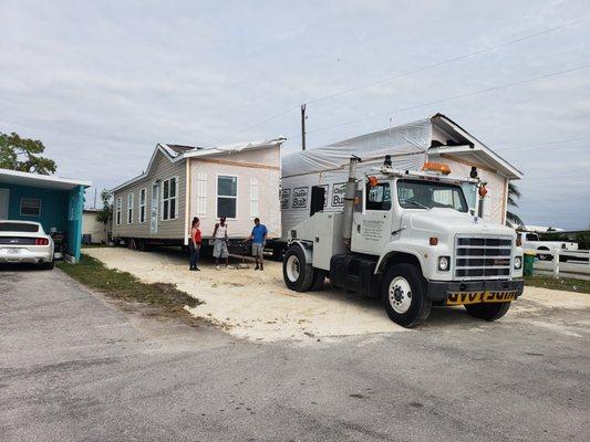 Setting Up Doublewide manufactured home in Naples Florida.2019