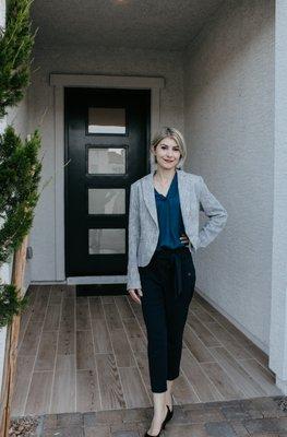 "Proudly serving the Las Vegas community with care and expertise."
#Realtor #SellAHome #BuyAHome #BuyingAHome #BuyersAgent #SellersAgent