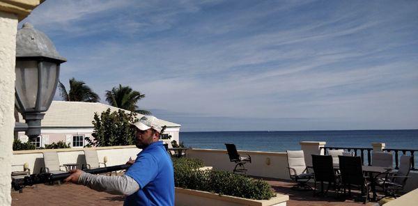 Window cleaning in Boynton Beach Florida. Making them windows sparkle. Call us today