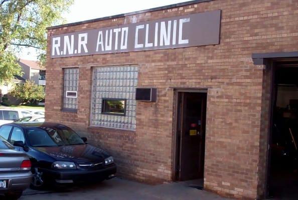 R & R Auto Clinic