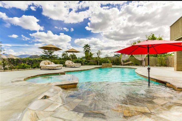 SOLD- Beautiful Ramona listing