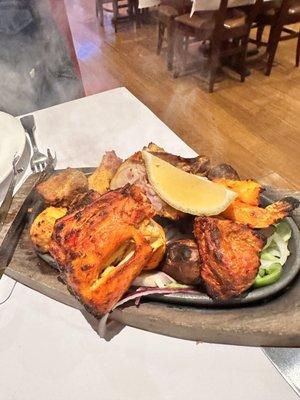 Tandoori mixed grill (lamb, chicken, prawn)
