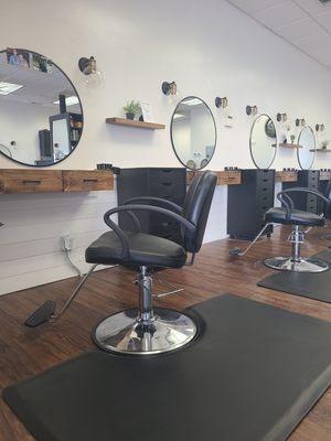 Hairs2You Salon