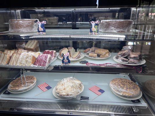 Lightnin' Bugs Cafe & Bakery