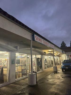 Simi Thrift Store