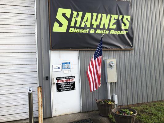 Shayne's Diesel and Auto Repair