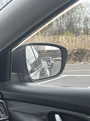 6 cars behind me for 32 mins