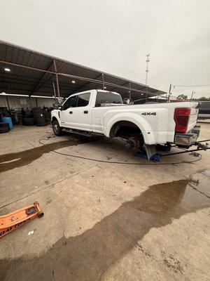 Refugio Auto Repair & Tires